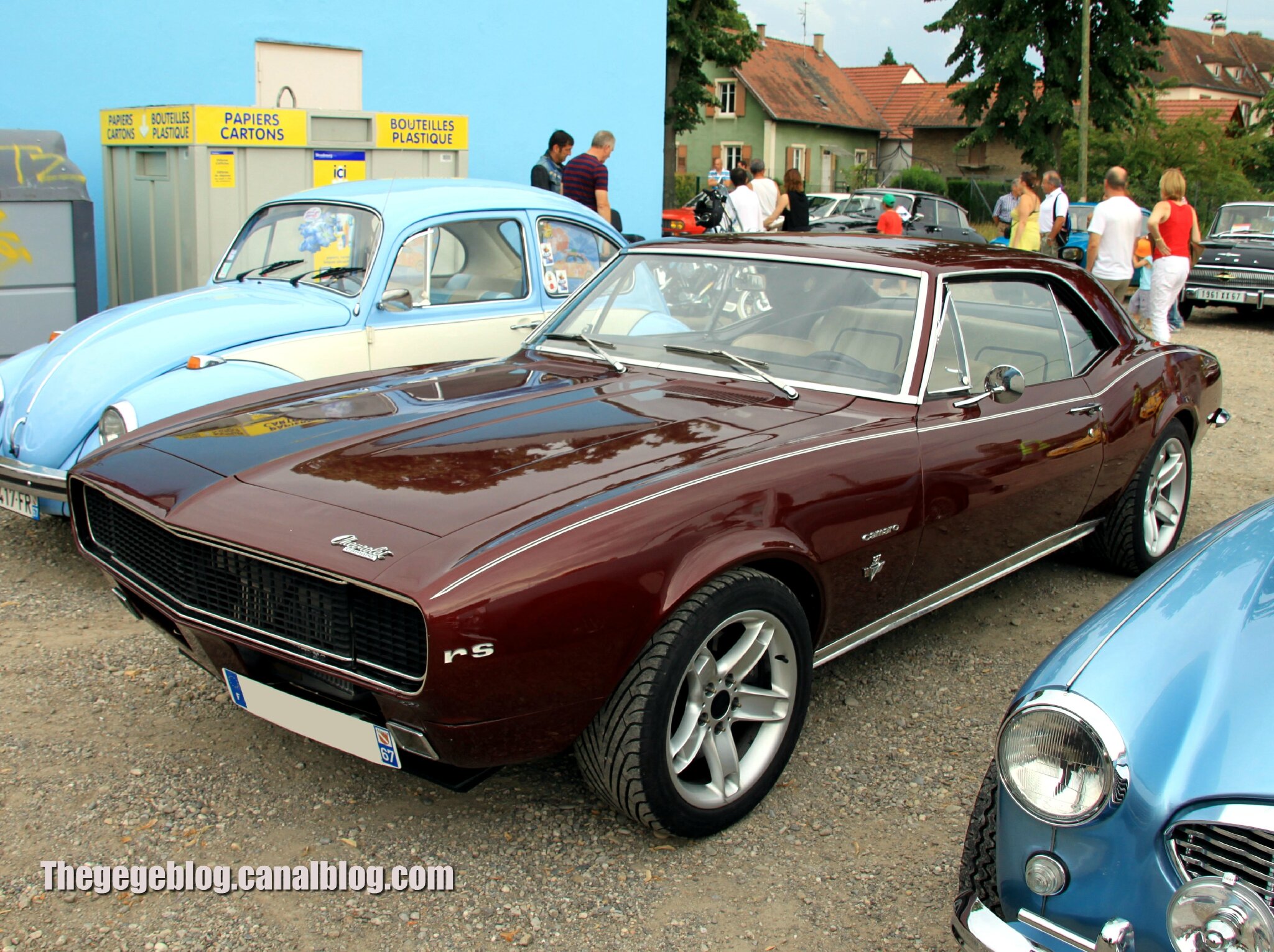 Chevrolet camaro RS (Retrorencard aout 2013) 01