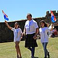 001 2017 06 Les scolaires porte-drapeaux des Highland Games (1)
