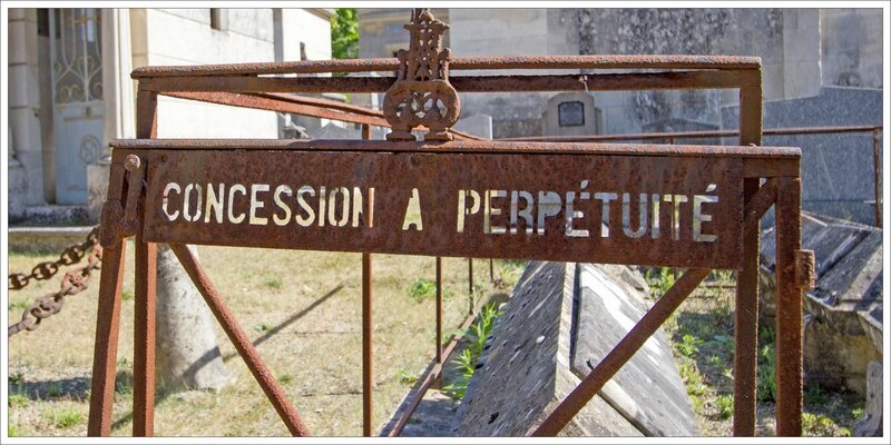 Cimetiere pancarte concession 060815