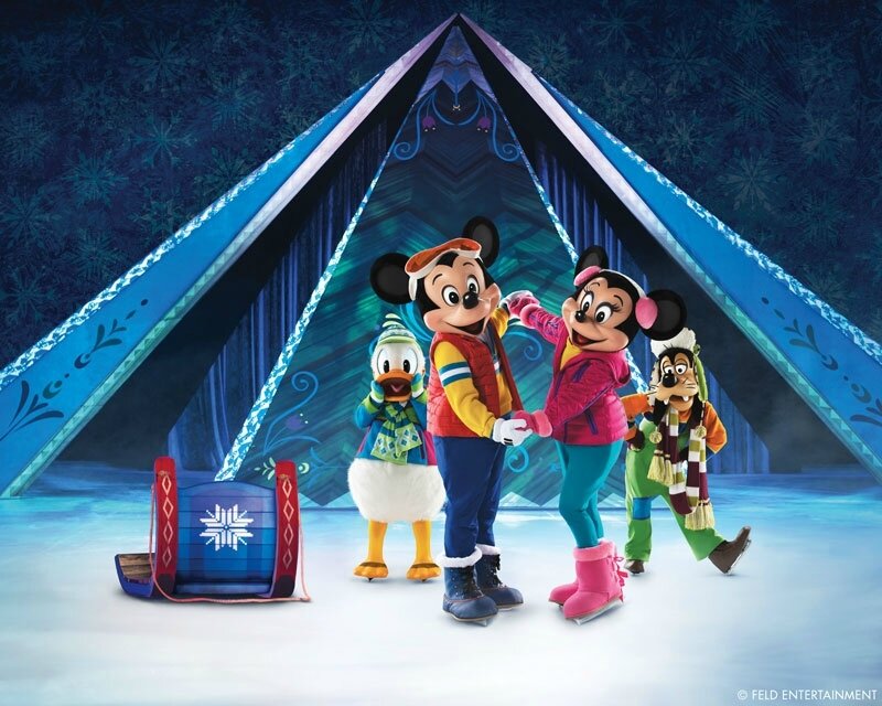 D34_Mickey_Minnie_800_bd
