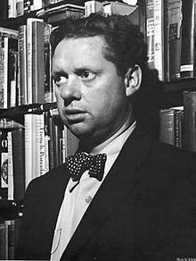 220px_Dylan_Thomas_photo_1_