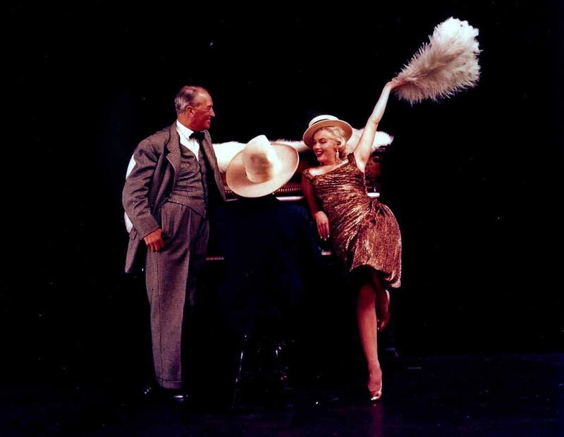 1955-09-30-NY-MCH-Maurice_Chevalier-012-4a