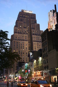 400px_New_Yorker_Hotel