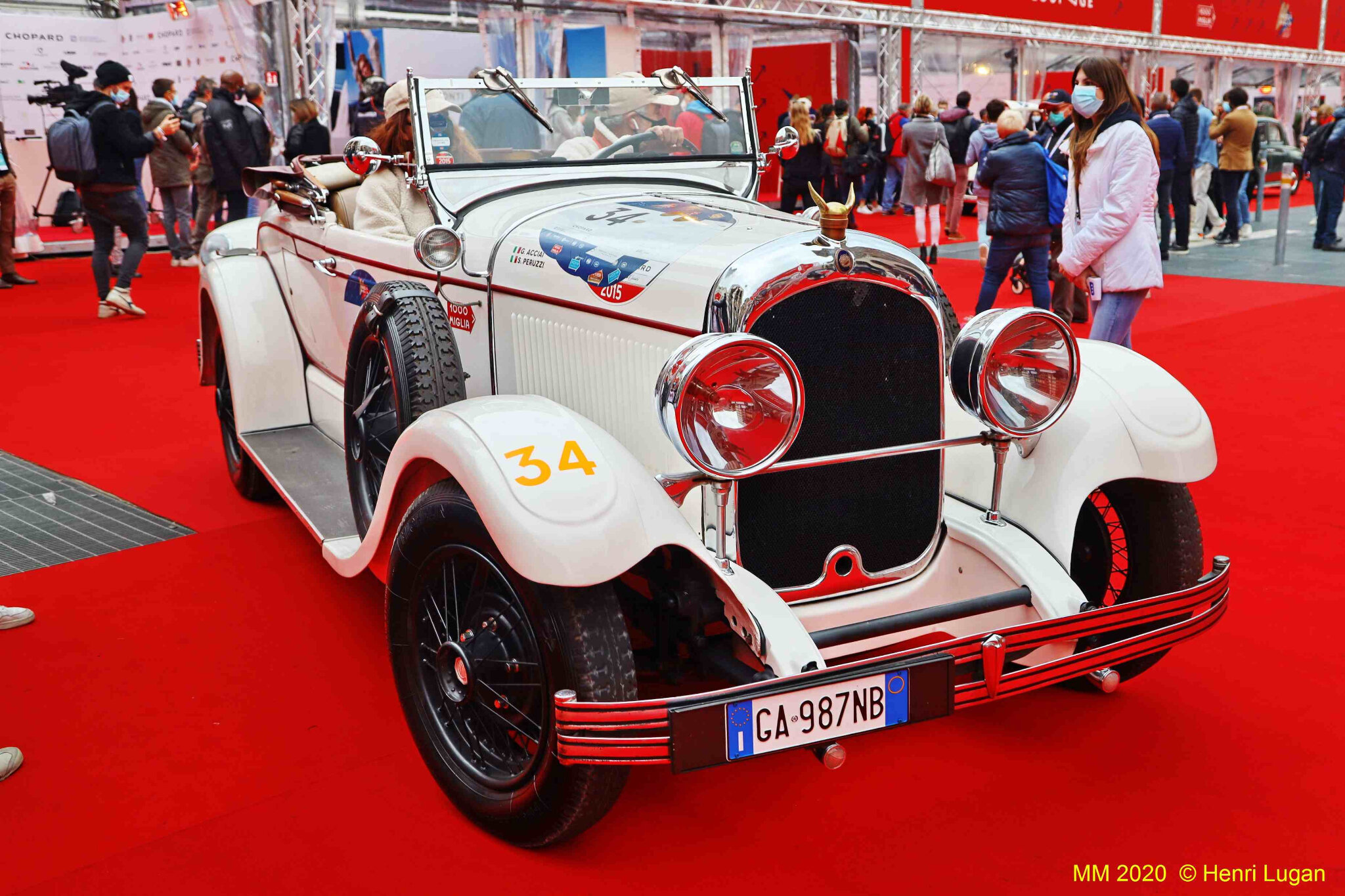 Chrysler 72 Deluxe roadster_01 - 1928 [USA] HL_GF