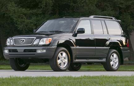 2007_Lexus_LX470_ext_1