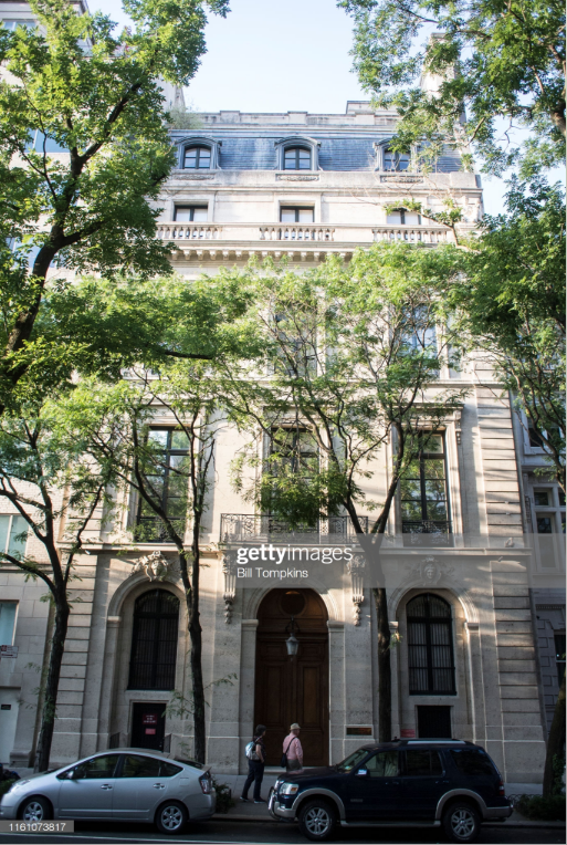 2019-07-30 20_57_02-Bill Tompkins_Getty Images The townhouse where the financier Jeffrey