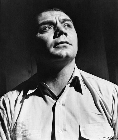 still-of-ernest-borgnine-in-marty-60fbe