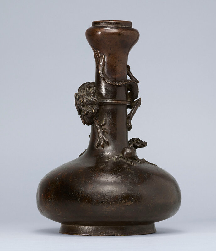 2015_HGK_03406_0164_000(a_bronze_garlic-head_dragon_vase_qing_dynasty_18th_century)