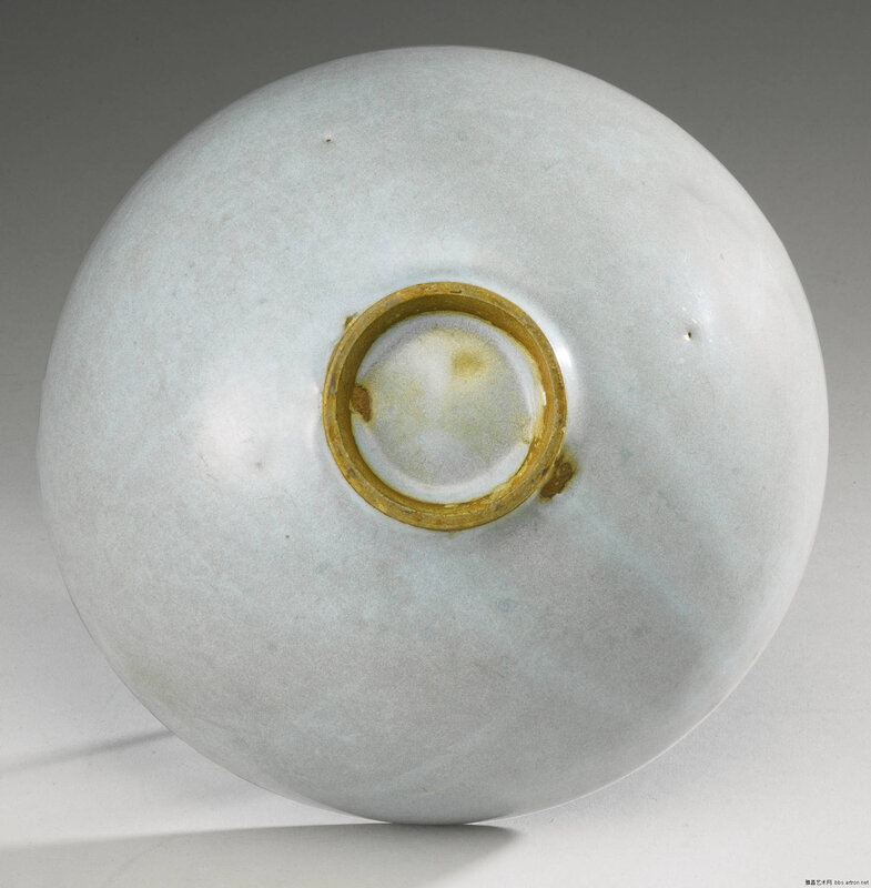 A large 'Jun' bowl, Song dynasty3
