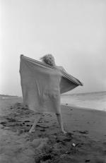 1962-07-13-santa_monica-towel-by_barris-011-05