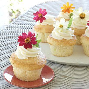 garden-party-cupcakes-l_large