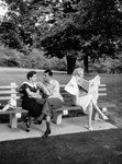 1958_new_york_central_park_020_030_by_sam_shaw_1