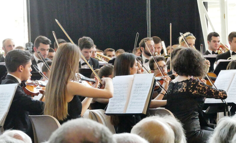 P1050593R