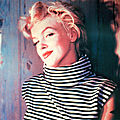 1954, Palm <b>Springs</b>, en robe rayée -par Ted Baron