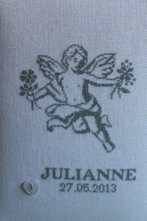 Julianne 001