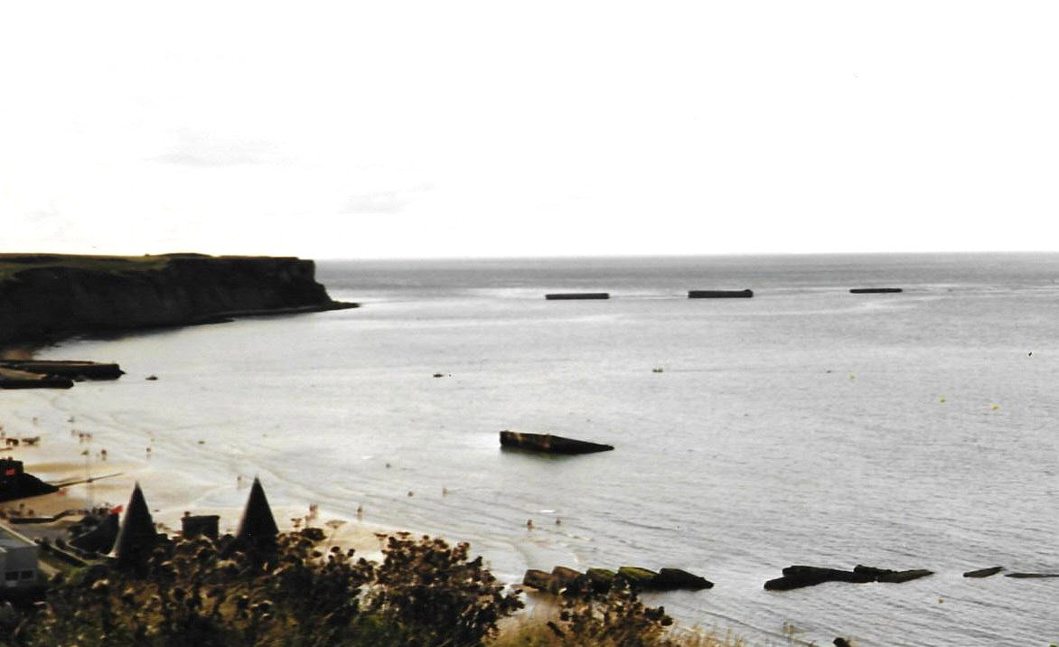 Arromanches-les-Baisn, vestiges du port Mulberry (14)