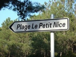 Photo-pancarte-plage-petit-Nice