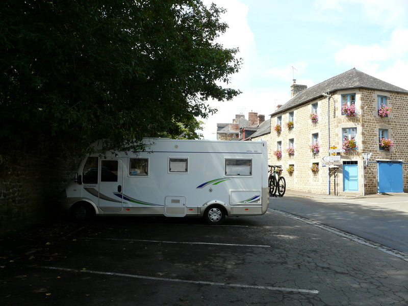 17-Lassay-les-Châteaux (1)