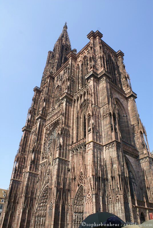 Cathédrale façade biais