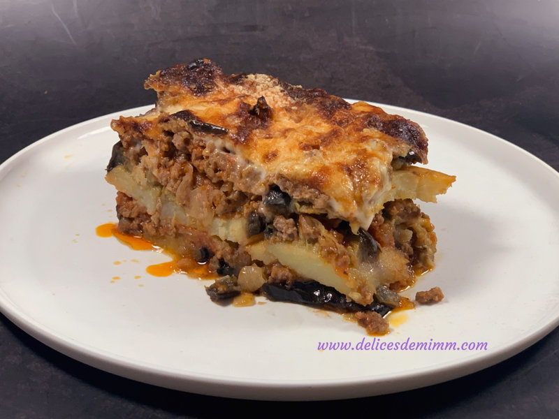 Moussaka aux aubergines et aux pommes de terre