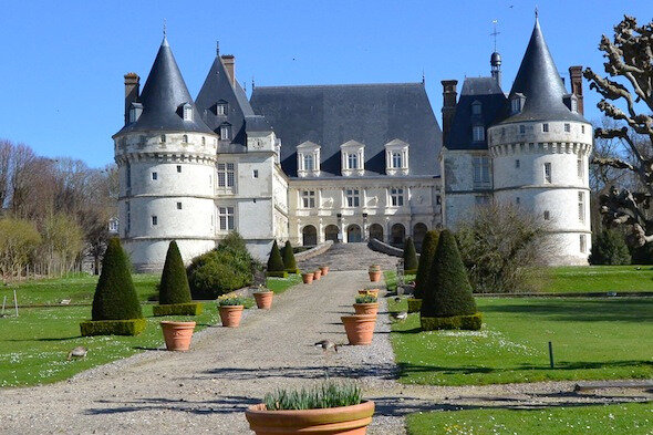 Le-chateau-de-Mesnieres-en-Bray