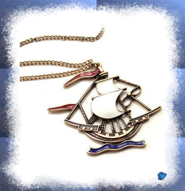 Pendentif Style Vintage Bateau Voiles Email Blanc et Rouge Métal Couleur Bronze Cuivré