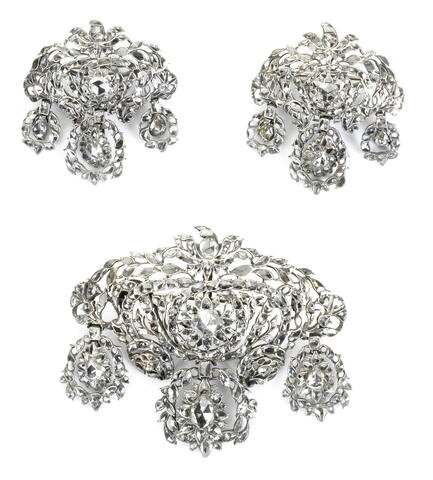 A diamond girandole brooch and pair of earrings, Portuguese, 2nd half of the 18th century