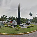 Rond-point à <b>Manzanillo</b> (Mexique)