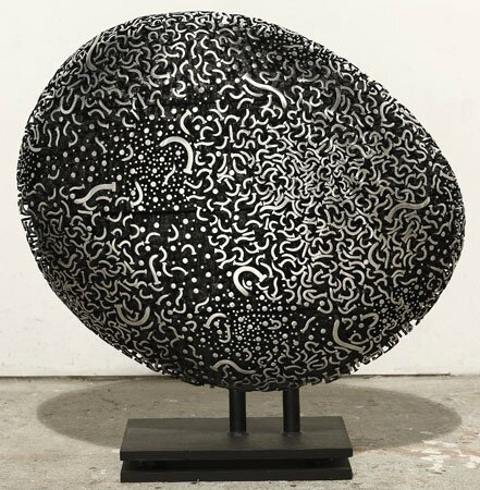 lee-round-steel-sculpture