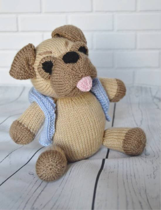 Traduction Pug - Knitting by Post