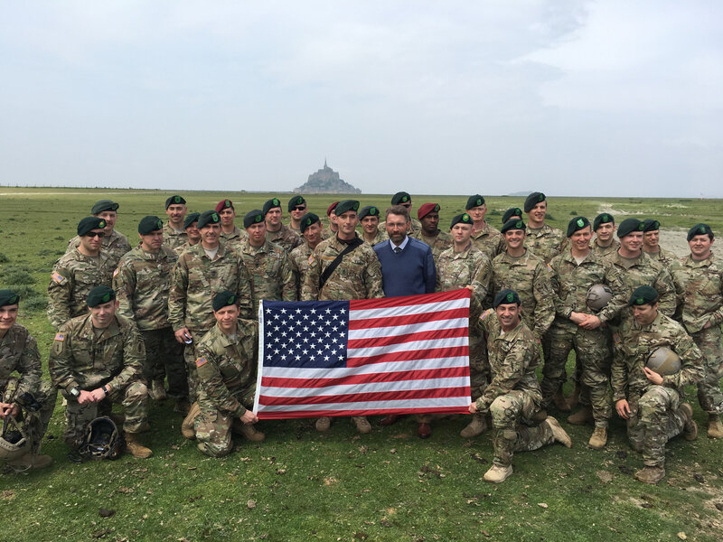 10th_Special Forces Group_SFG_airborne_Mont-Saint-Michel_stars and stripes_flag_18-05-2015_David nNcolas