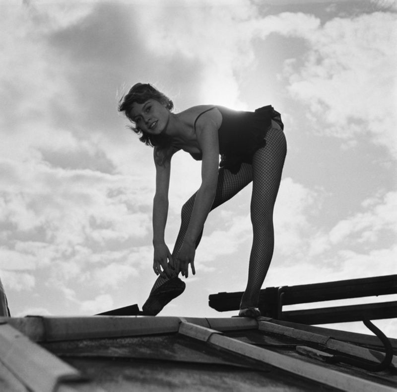 1952-05-paris-toits-par_carone-01-1