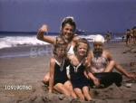 1941-07-LA-beach-private_movie01-getty-cap-04-6