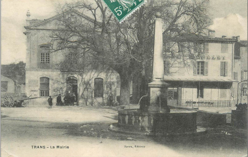 Fontaine mairie