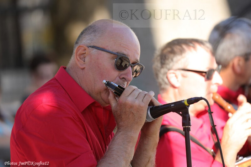 Photos JMP©Koufra 12 - Le Caylar - Los Musicaires del Castèl - 14072019 - 0135