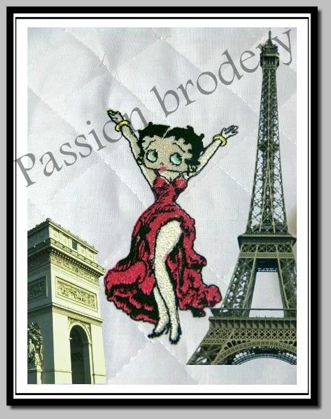 betty robe french cancan