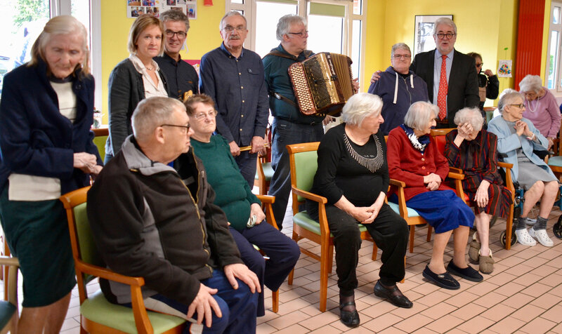RÉSIDENCE BRISSET NOËL 2018 groupe musiciens