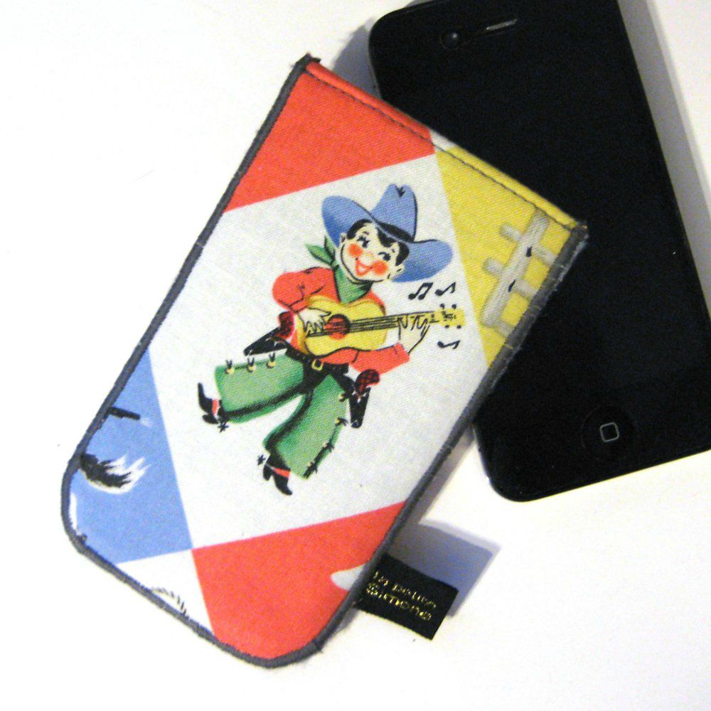 etui_iphone_cowboy_retro