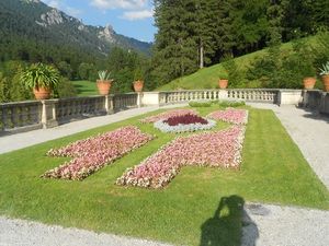 perspective du jardin chateau de Linderhof