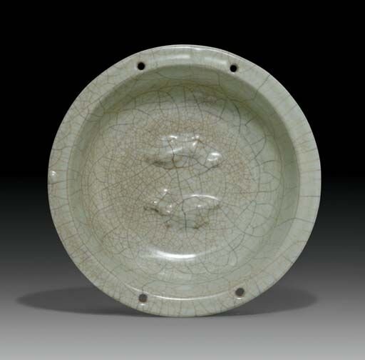 A_rare_Longquan_celadon_Guan_type_Twin_fish_bowl__Song_Ming_dynasty__13th_16th_century