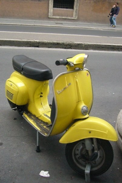 Roma Vespa
