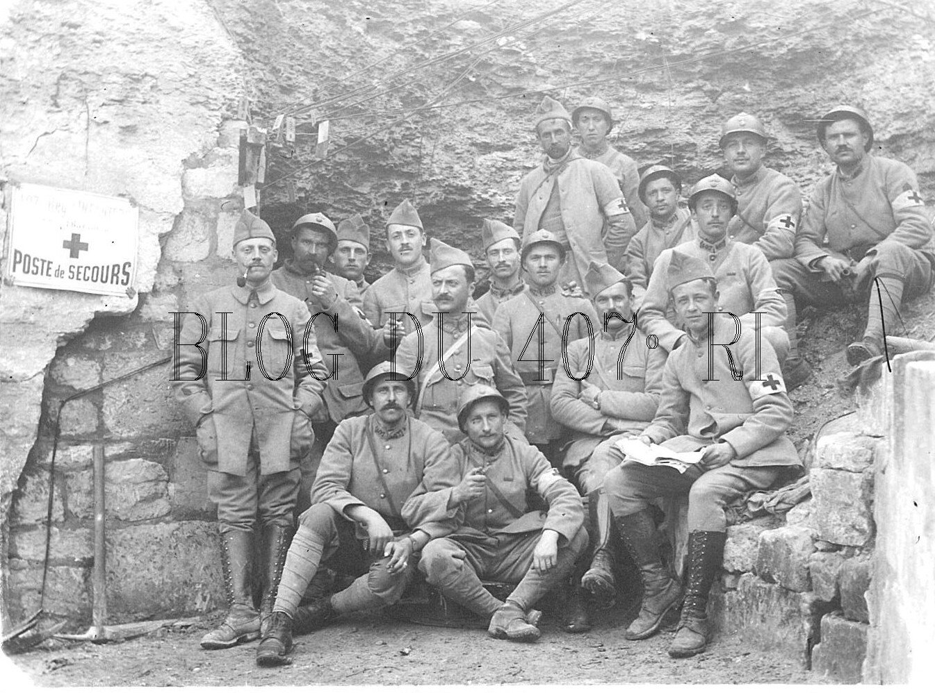 2 -Devant les grottes de Limonval Secteur de Coucy le Château 25 mai 1918