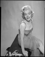 1953-06-COLLIERS_sitting-dress_gpb-sc_04-020-1-by_florea-1