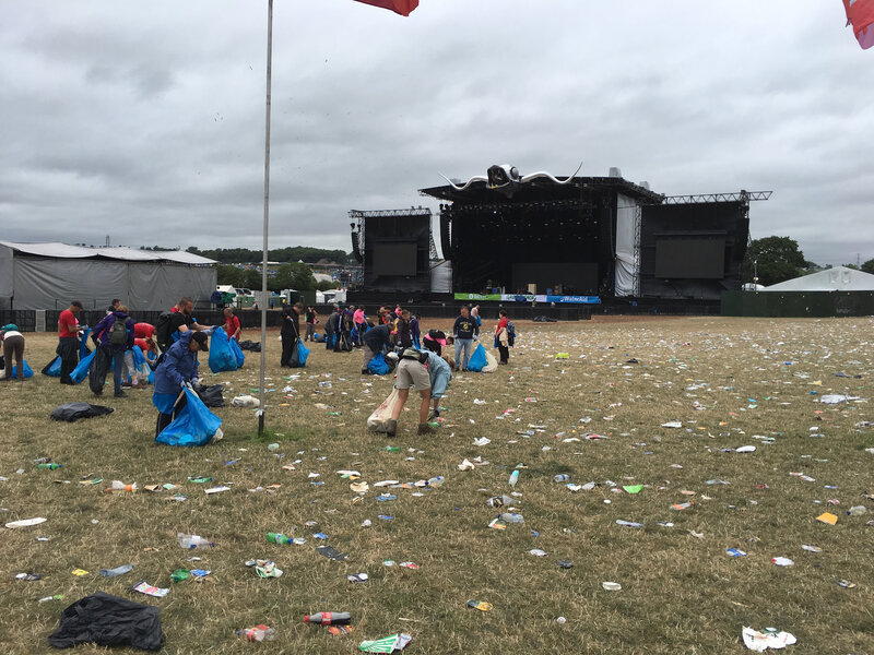 Glastonbury_festival_2017_litter picker_Other Stage_nettyage_site