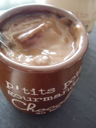 Petites crèmes au chocolat façon Danette. recettes Petites crèmes au chocolat façon Danette.