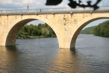 110714 La Dordogne au Pont de Couze