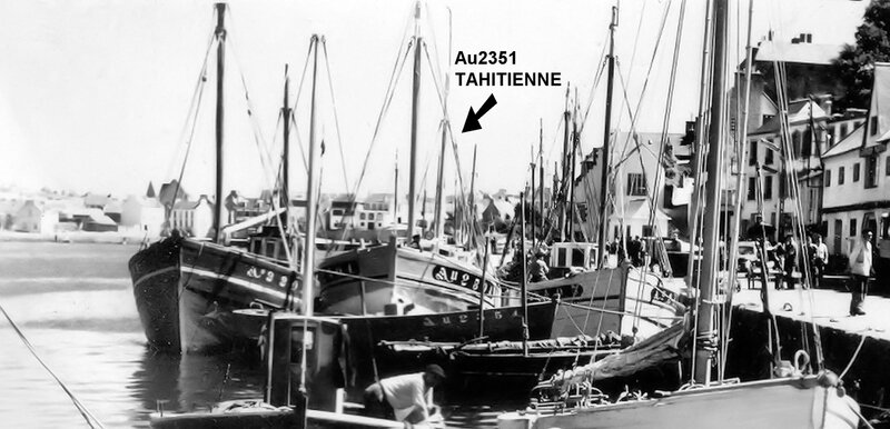 Au2351 - TAHITIENNE sur Audierne 1950