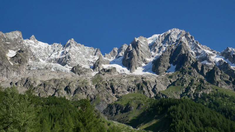 Arête de Rochefort, les Grandes Jorasses