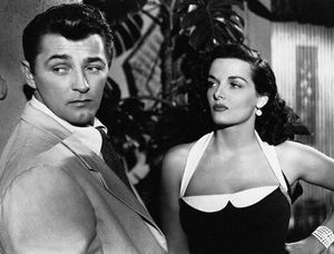 jane-russell-halterneck-with-rbt-m-bw-macao