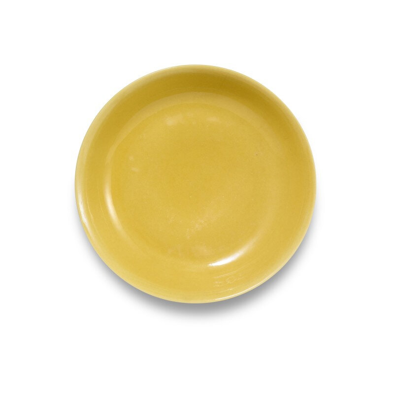 A rare yellow-glazed saucer dish, Mark and period of Zhengde (1506-1521)
